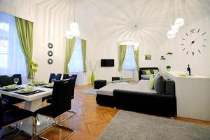 Posedenie v ubytovaní Várkapitány Apartman Eger