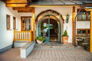Exteriér nebo vchod ubytování Resort Amadeus-Landhaus Amadeus