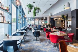Khu vực ghế ngồi tại Novotel Edinburgh Centre