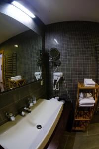 Ванная комната в Voyage Hotel