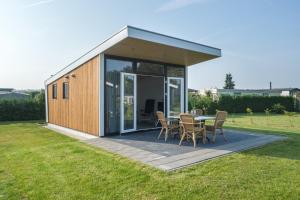 Gallery image of Luxe Tiny House in Stroe