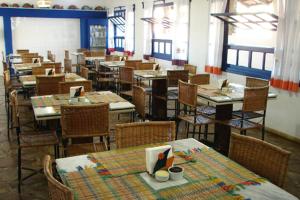 Restoran atau tempat lain untuk makan di Pousada da Memeia