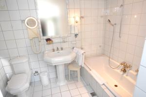 Koupelna v ubytování Hotel Gasthof Löwen