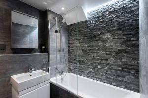 Gallery image of Fleet Street Apartment 2 in London