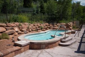 A piscina localizada em Lodges at Deer Valley ou nos arredores