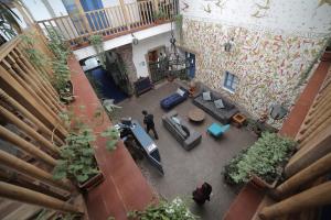 Uma área de estar em Posada Villa Mayor