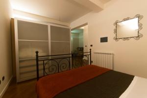 Foto dalla galleria di Suite del Borgo - Affittacamere - Guest house a Bologna