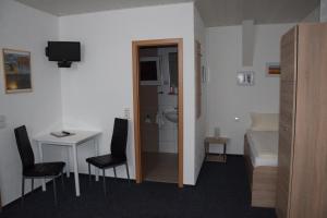 Gallery image of Hotel Gästehaus Sonne in Sinsheim