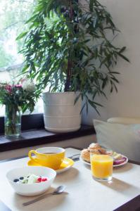 Jedlo v ubytovaní bed & breakfast alebo blízkom okolí