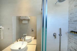 Um banheiro em Hotel Anna
