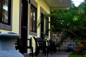 Κήπος έξω από το The Paramount Lodge