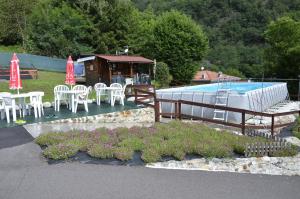 Bassein majutusasutuses Camping Adamello või selle lähedal