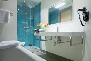 Koupelna v ubytování Kurshi Hotel & Spa