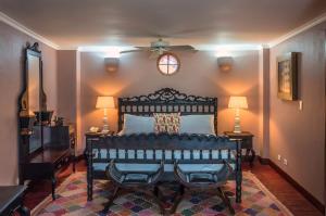 Postel nebo postele na pokoji v ubytování Hotel Boutique Casa Córdoba Estrella + 31 fotografií
