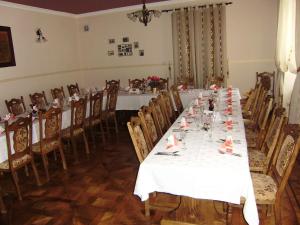 Restaurace v ubytování Guest House Čater