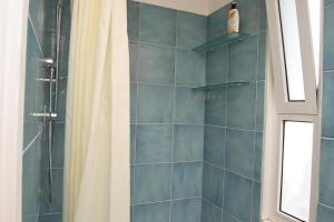 A bathroom at Vuemme 97