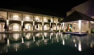 A piscina em ou perto de Novo Turismo Resort & Spa