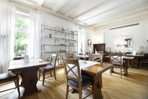 Posezení v ubytování Höhen Hotel Viersen