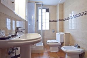Kúpeľňa v ubytovaní Apartamentos Salardu III