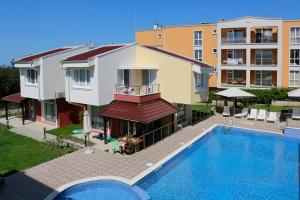 The swimming pool at or close to St. Stefan Villas & Hotel