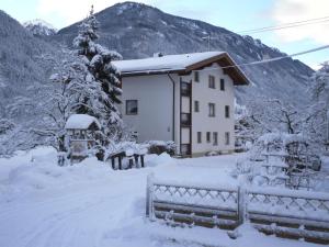 Gallery image of Ferienhaus Schmid in Serfaus