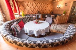 Posezení v ubytování Hotel Waldblick