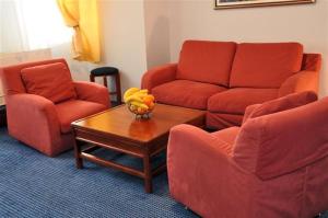 Ruang duduk di Hotel Norcev