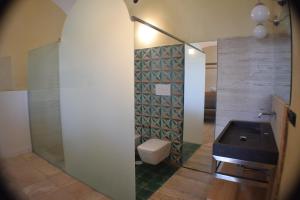 A bathroom at Casa Flora