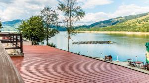 Peisaj natural din apropierea acestui hotel