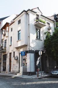 The building in which a vendégházakat is located