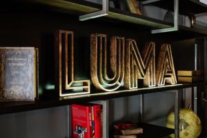 Certifikát, hodnocení, plakát nebo jiný dokument vystavený v ubytování Heeton Concept Hotel – Luma Hammersmith