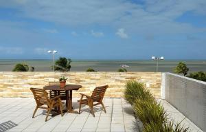 תמונה מהגלריה של AP 306 Flat Beira mar praia de Tambaú בג'ואאו פסואה