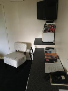 TV a/nebo společenská místnost v ubytování Mount View Motel Hawera