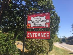 a sign for a marriott marriott towers entrance at Matterhorn Tower in Eureka Springs