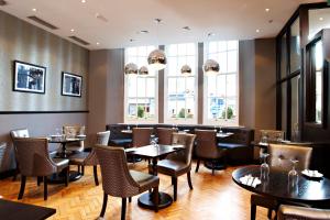Χώρος καθιστικού στο Courthouse Hotel London