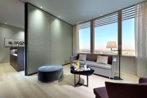 A seating area at Eurostars Torre Sevilla