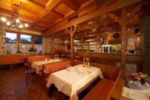 Restaurace v ubytování Blasiwirt + 30 fotografií