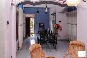 Posezení v ubytování Rashmika Home Stay + 36 fotografií