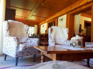 Istumisnurk majutusasutuses Le Rocher Hotel