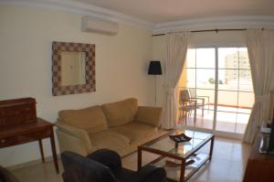 Posedenie v ubytovaní Apartamento Puertosol