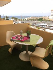 Balkón nebo terasa v ubytování Sea View Apartment Los Cristianos
