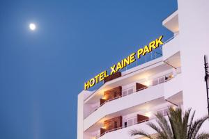 a view of the front of the hotel mana mana park at Hotel Xaine Park in Lloret de Mar