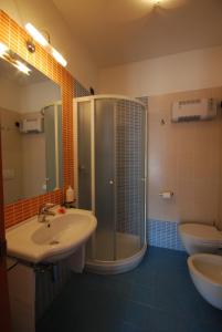 Phòng tắm tại Residence Helene