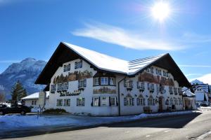 Nespecifikovaný výhled na hory nebo výhled na hory při pohledu z hotelu