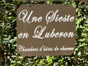 Certifikát, hodnocení, plakát nebo jiný dokument vystavený v ubytování Une Sieste en Luberon