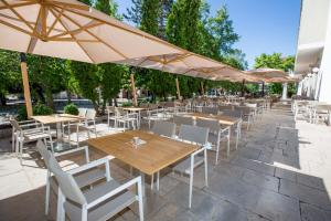 Restaurace v ubytování Hotel Onogošt