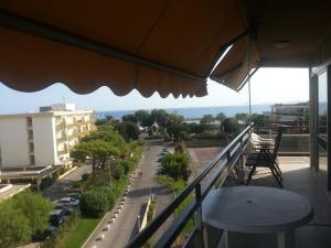 Gallery image of Apartment Heliotel Marine 4* Bord de Mer in Saint-Laurent-du-Var