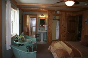 Foto de la galería de Poplar Creek Guesthouse en Grand Marais