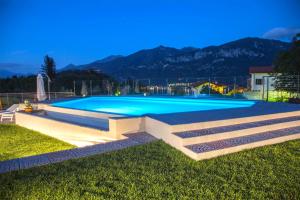 The swimming pool at or close to Villa La Rosa B&B