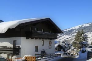 Gallery image of Pension Vier Jahreszeiten in Saalbach-Hinterglemm